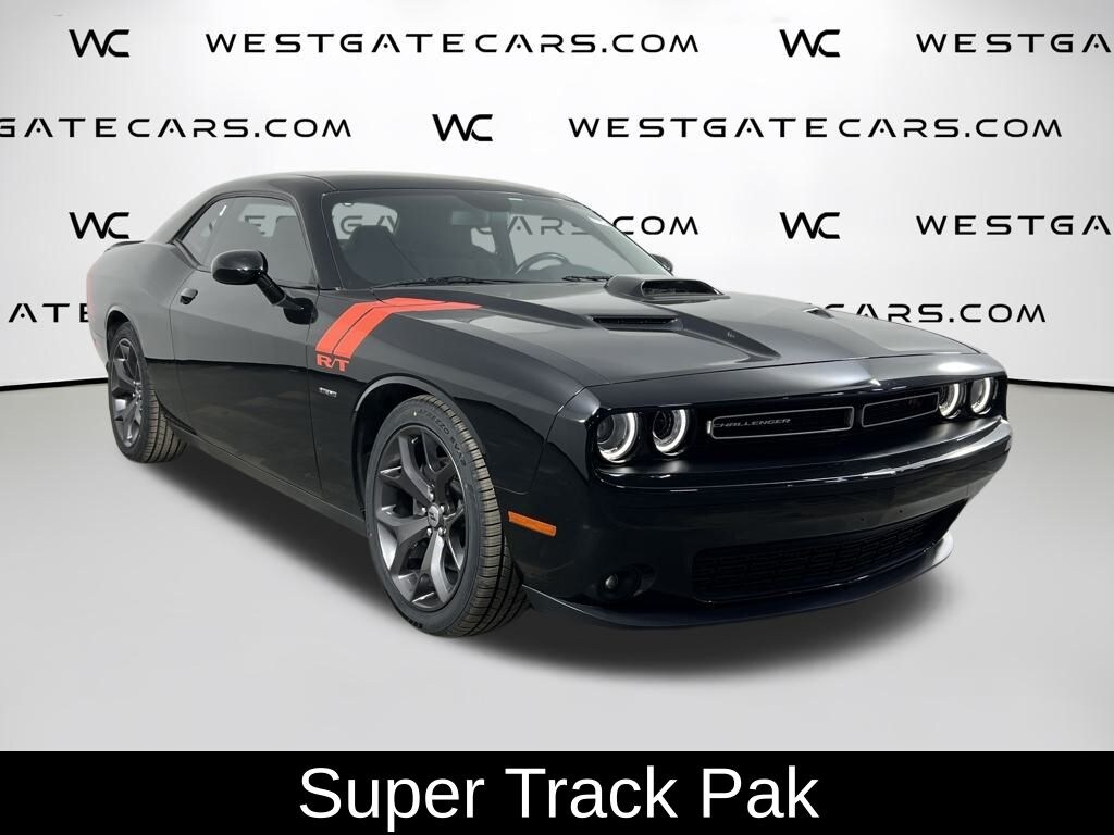 Used 2017 Dodge Challenger R/T Coupe