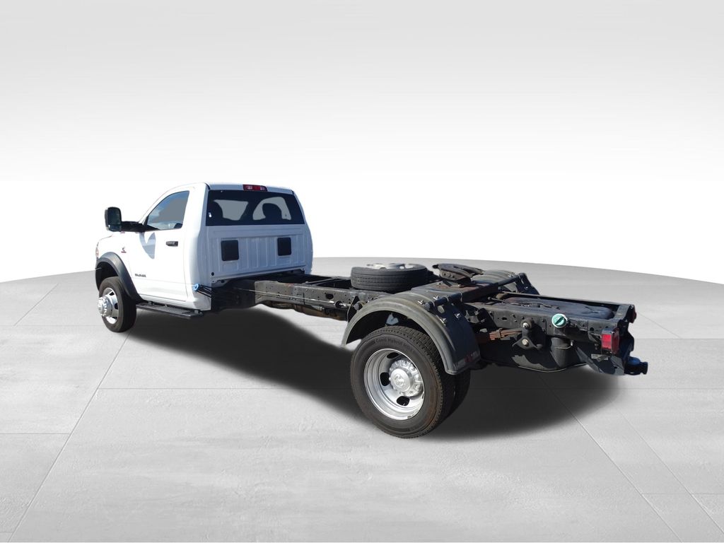 2022 Ram 5500 Tradesman photo 3