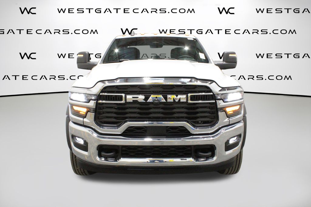 2026 Ram 5500 Tradesman photo 2