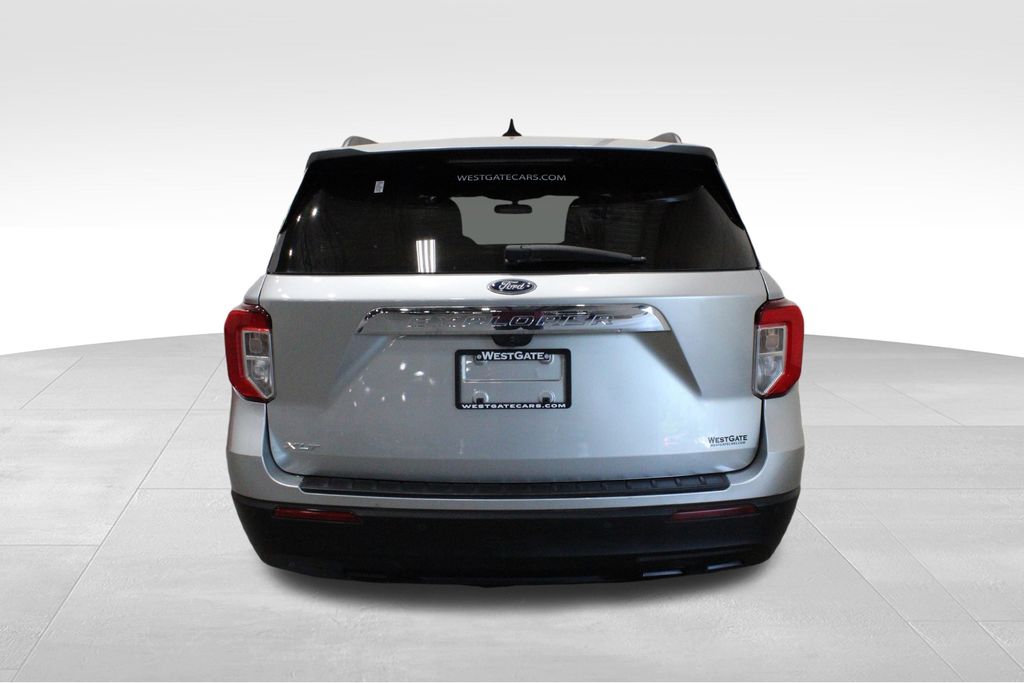 2022 Ford Explorer XLT photo 4