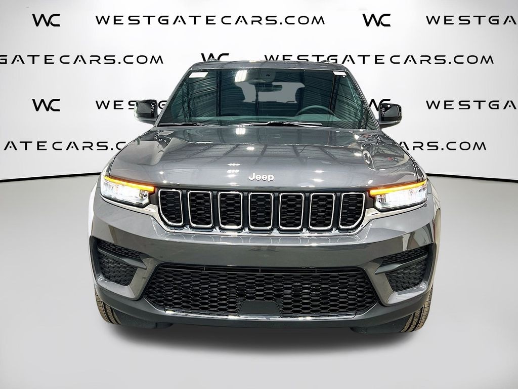 New 2025 Jeep Grand Cherokee LAREDO 4X2 Sport Utility