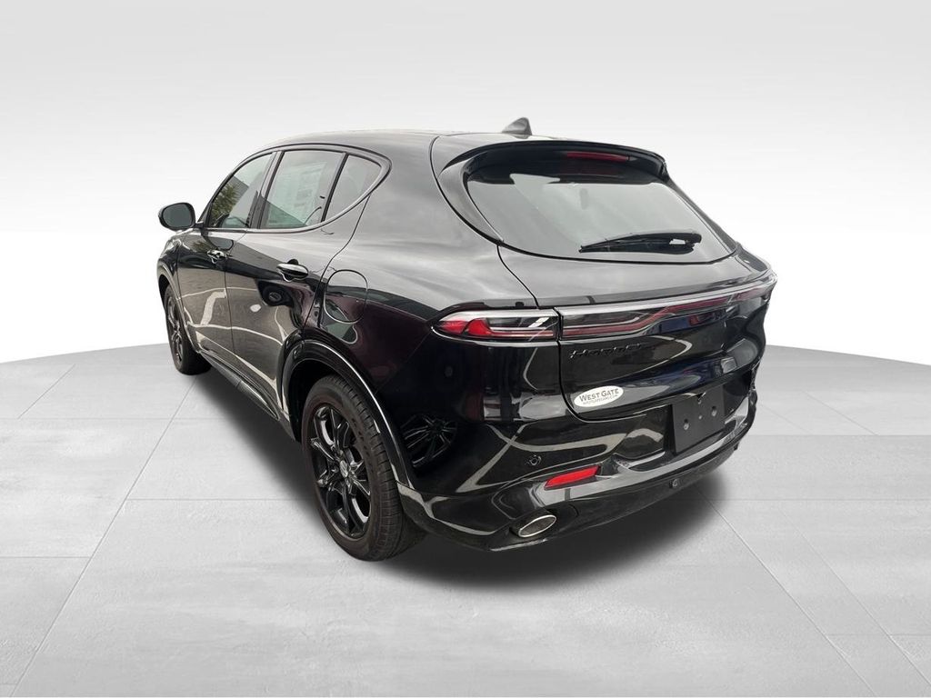 2024 Dodge Hornet R/T Plus photo 4