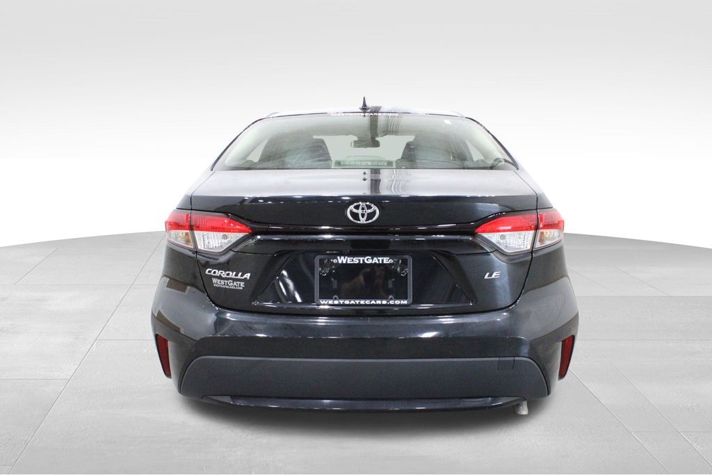 2022 Toyota Corolla LE photo 4