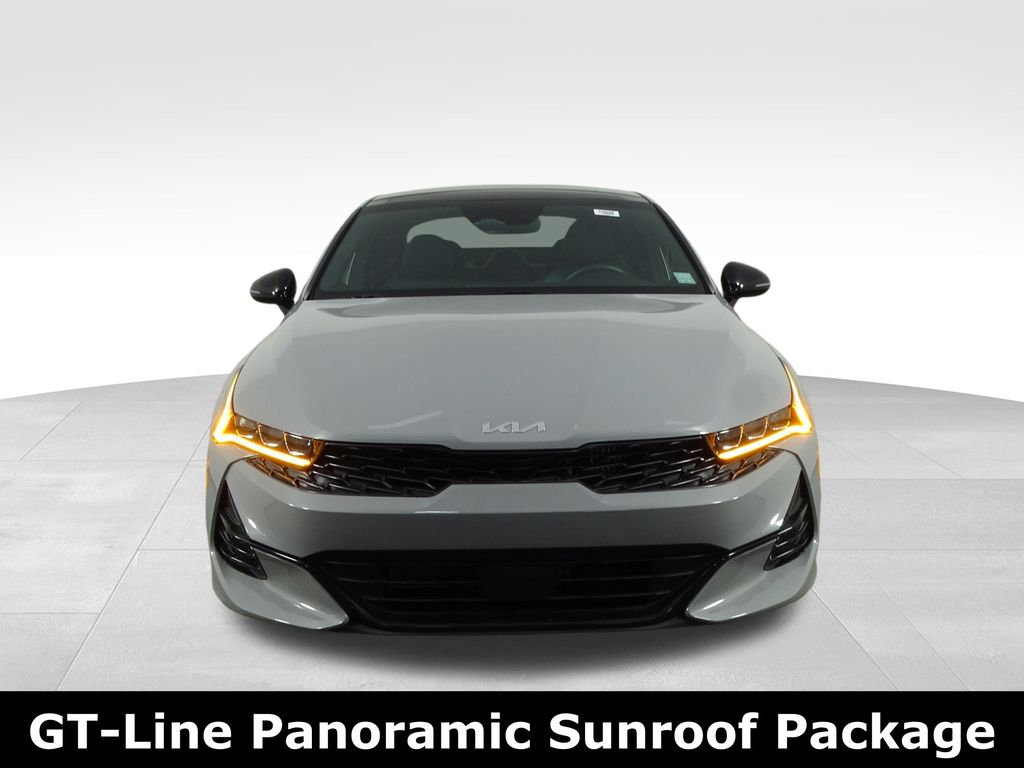 2024 Kia K5 GT-Line photo 2