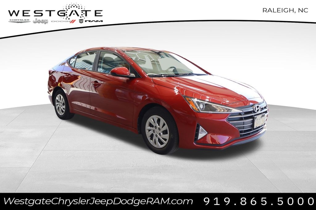 Used 2020 Hyundai Elantra SE Sedan