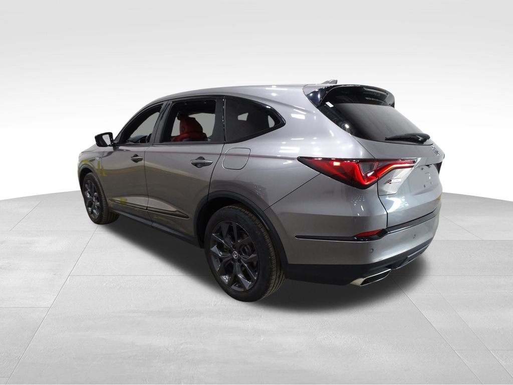 2022 Acura MDX A-Spec photo 3