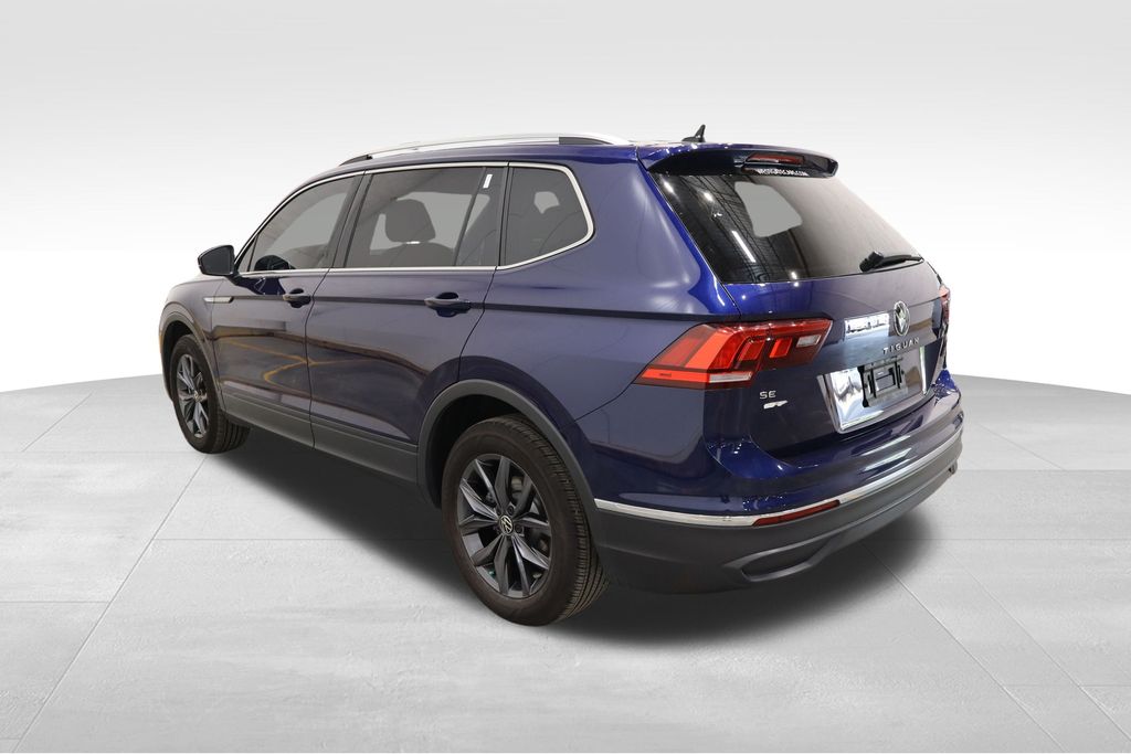 2022 Volkswagen Tiguan SE photo 3