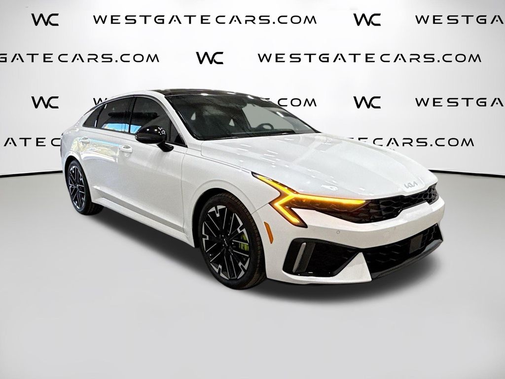 2025 Kia K5 GT's photo