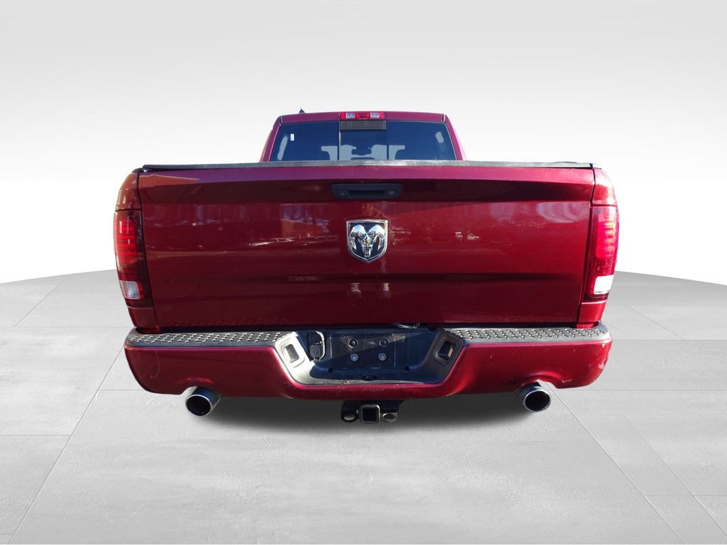 2015 Ram 1500 Sport photo 4