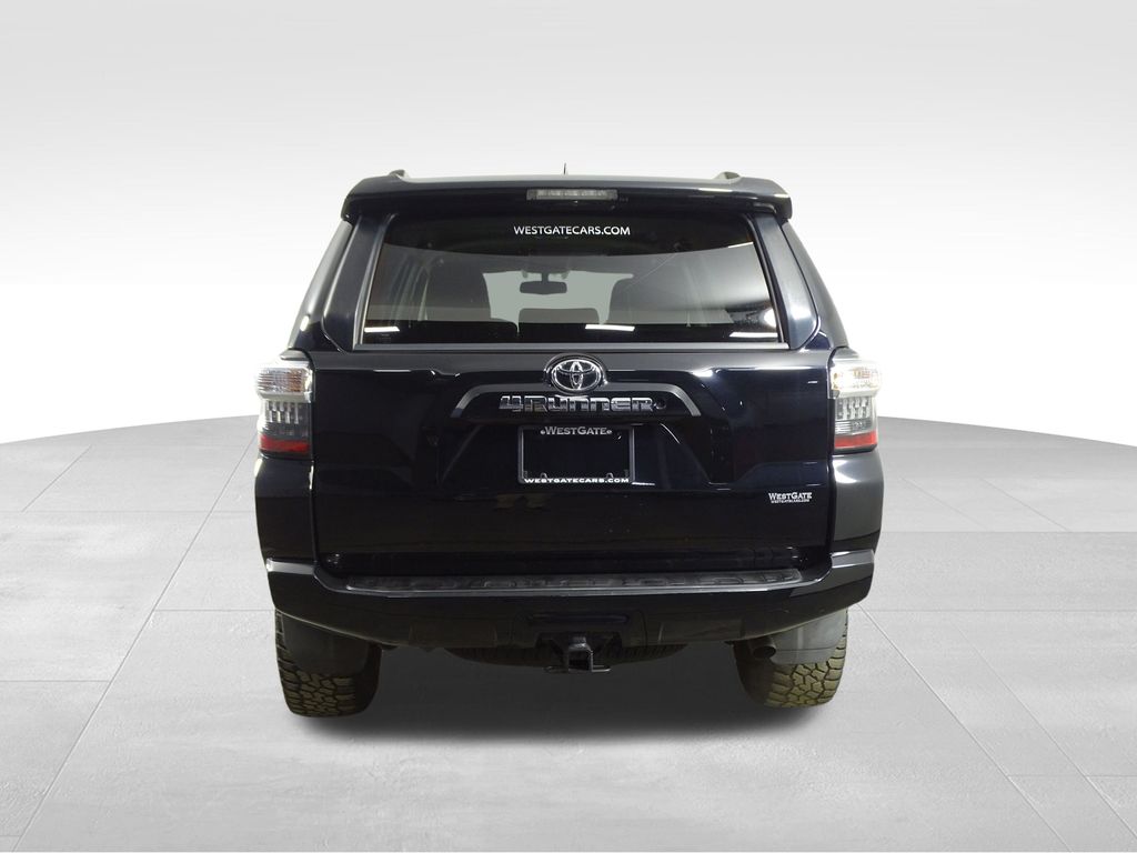 2019 Toyota 4Runner SR5 Premium photo 4