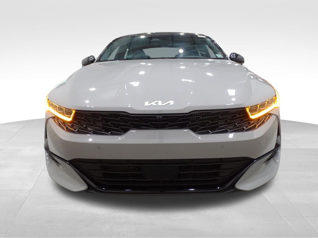 2023 Kia K5 GT photo 2