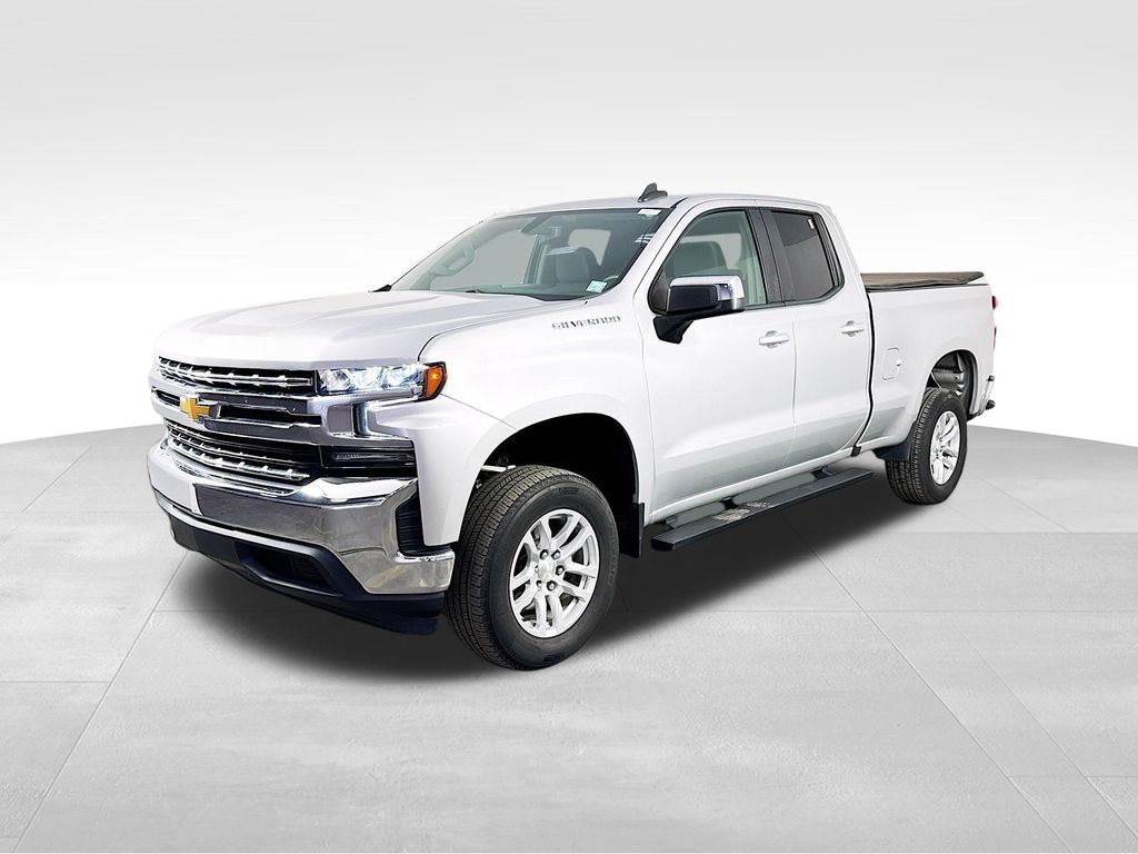 2020 Chevrolet Silverado 1500 LT photo 3