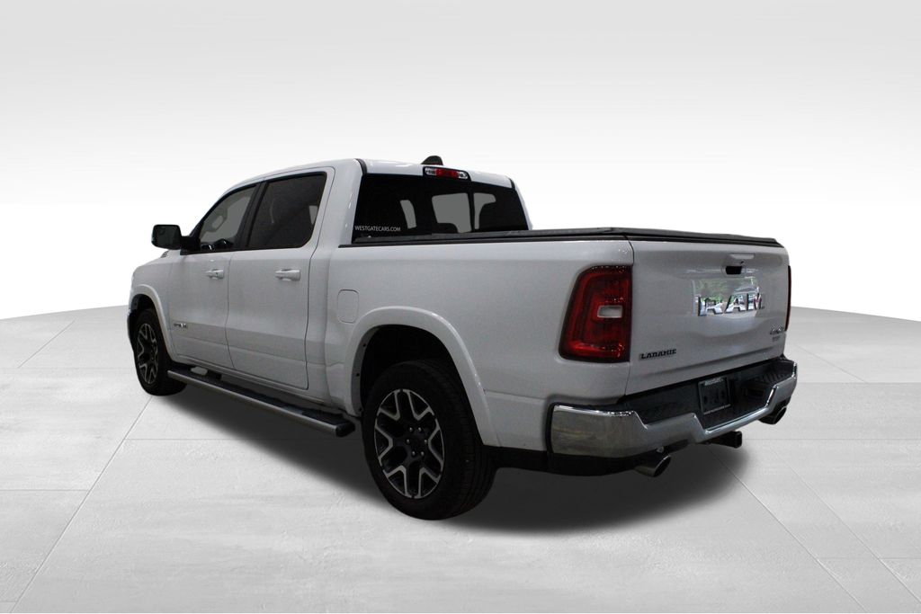 2025 Ram 1500 Laramie photo 2