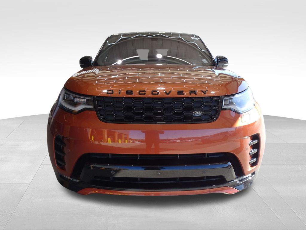 2022 Land Rover Discovery HSE R-Dynamic photo 2