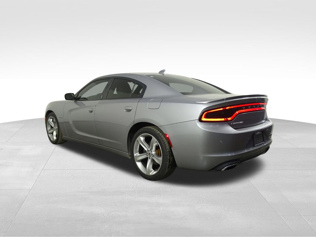 2018 Dodge Charger R/T photo 4