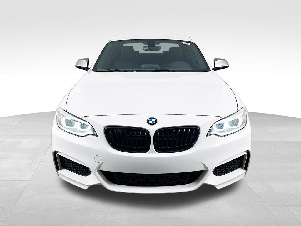2016 Bmw M235i xDrive Coupe photo 2