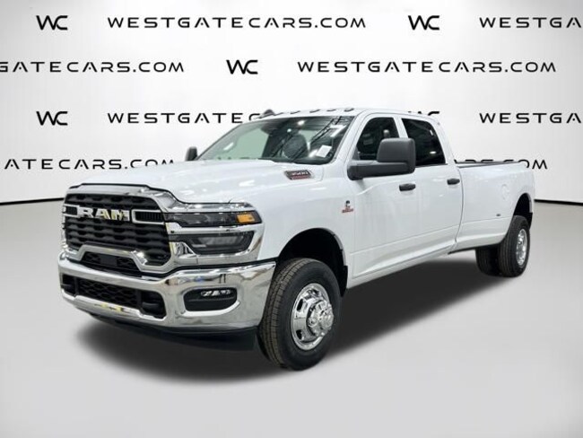 2026 Ram 3500 TRADESMAN CREW CAB 4X4 8' BOX Pickup