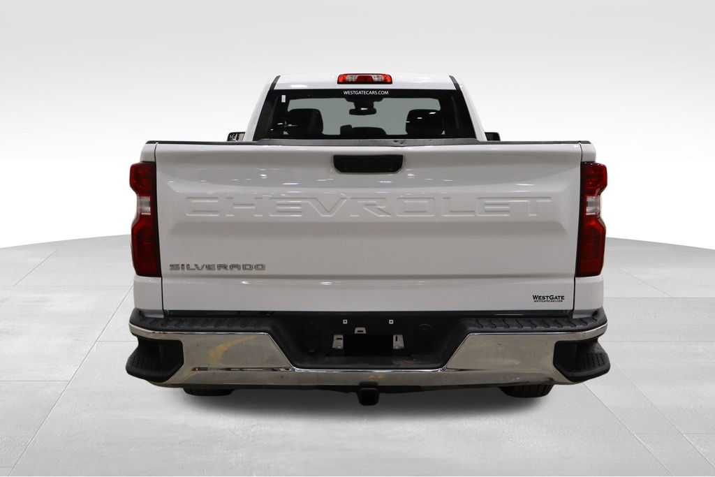 2024 Chevrolet Silverado 1500 photo 4