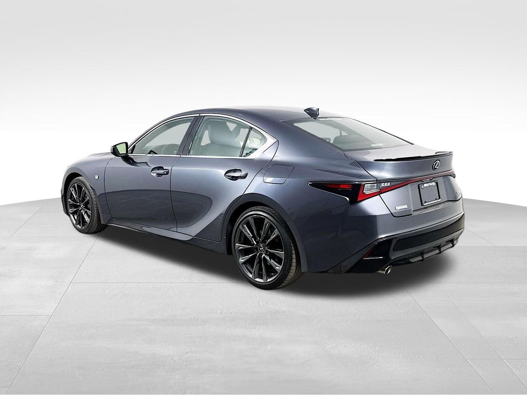 2021 Lexus IS 350 F SPORT photo 4