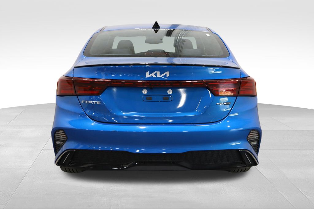 2023 Kia Forte GT-Line photo 4