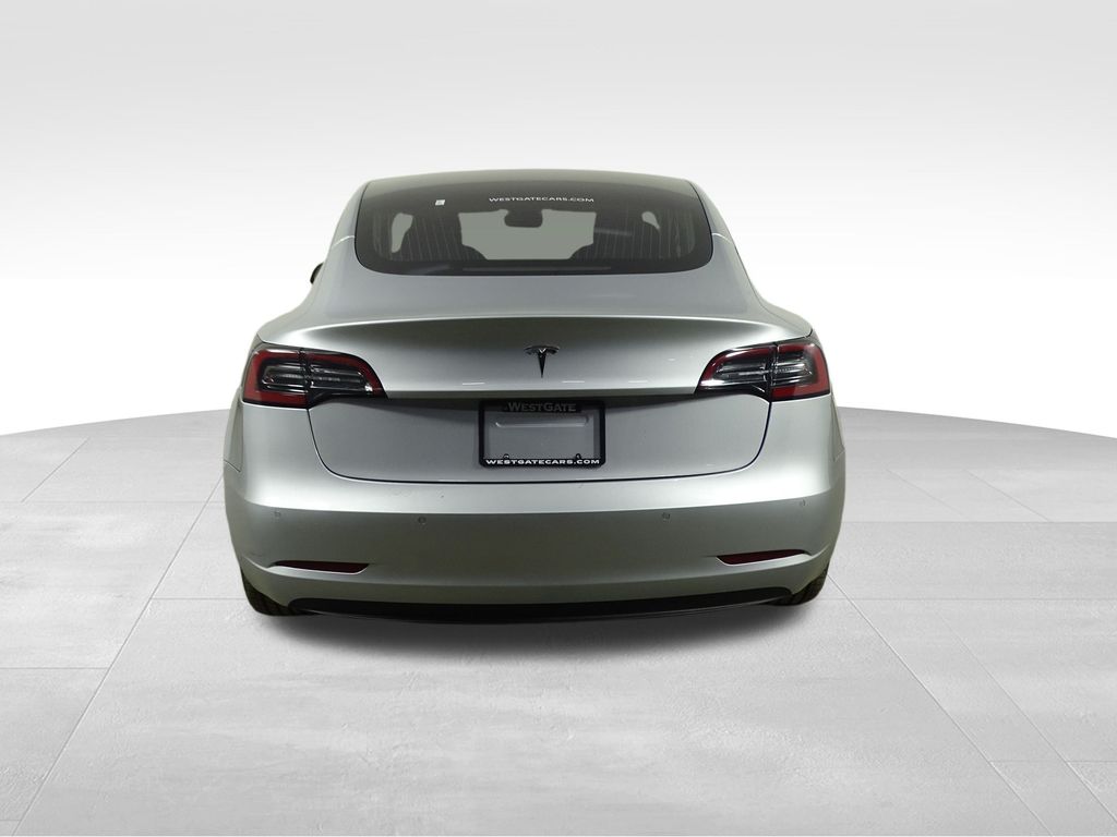 2018 Tesla Model 3 Long Range photo 4