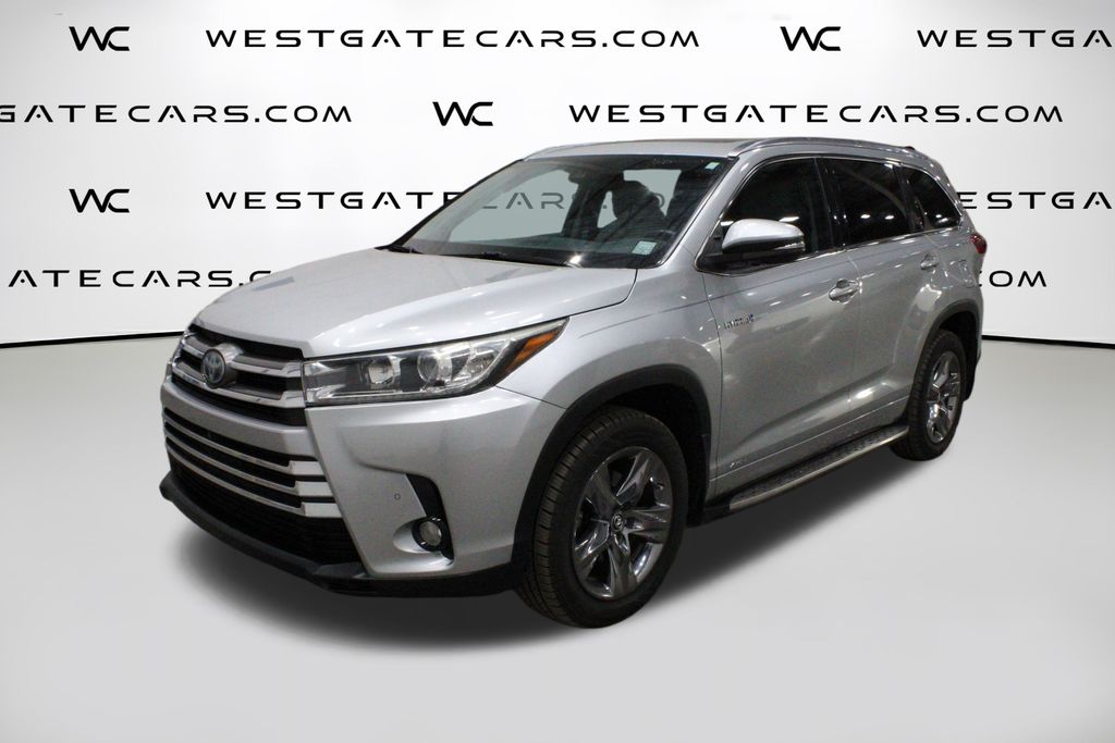 2017 Toyota Highlander L's photo