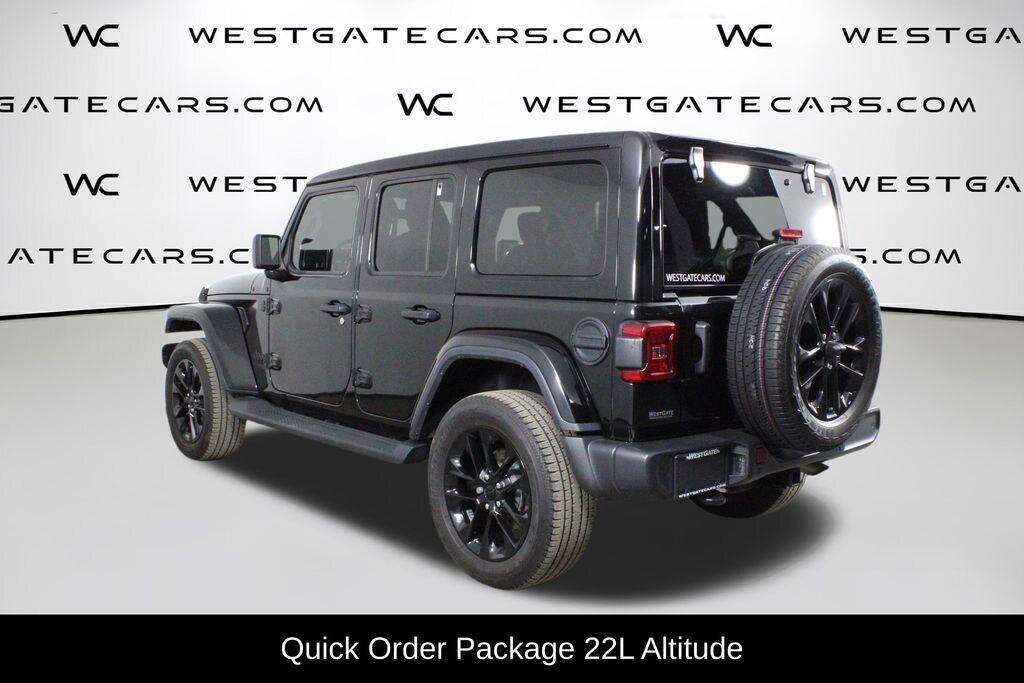 Used 2021 Jeep Wrangler Unlimited Sahara Altitude SUV