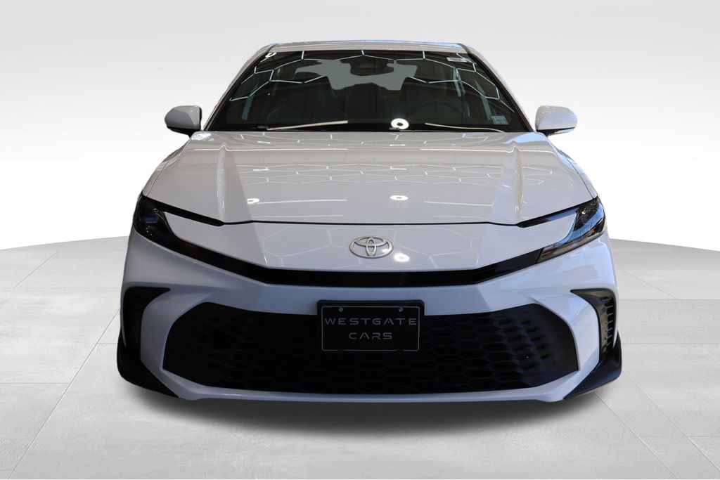 2025 Toyota Camry SE photo 2