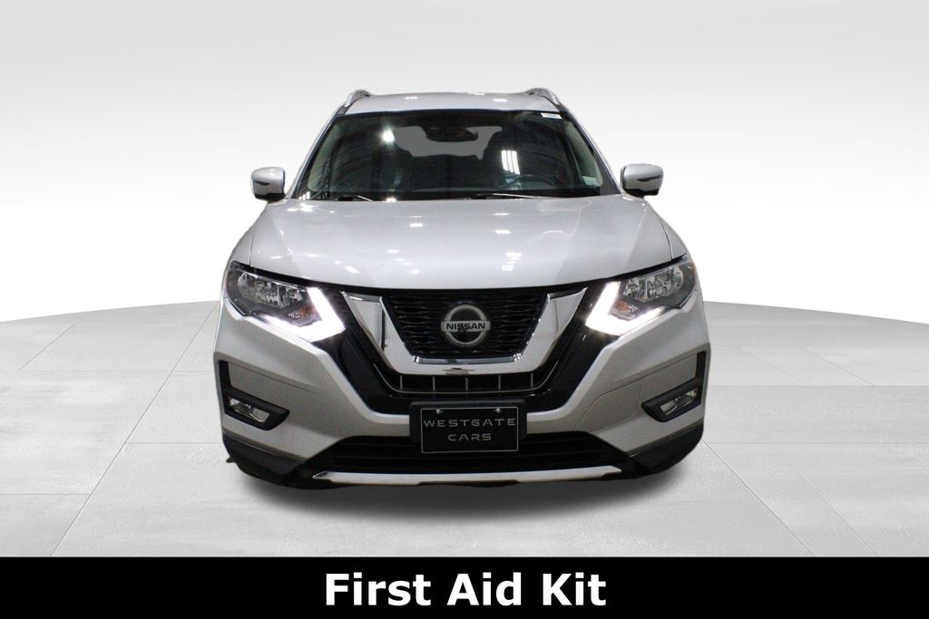 2020 Nissan Rogue SL photo 2