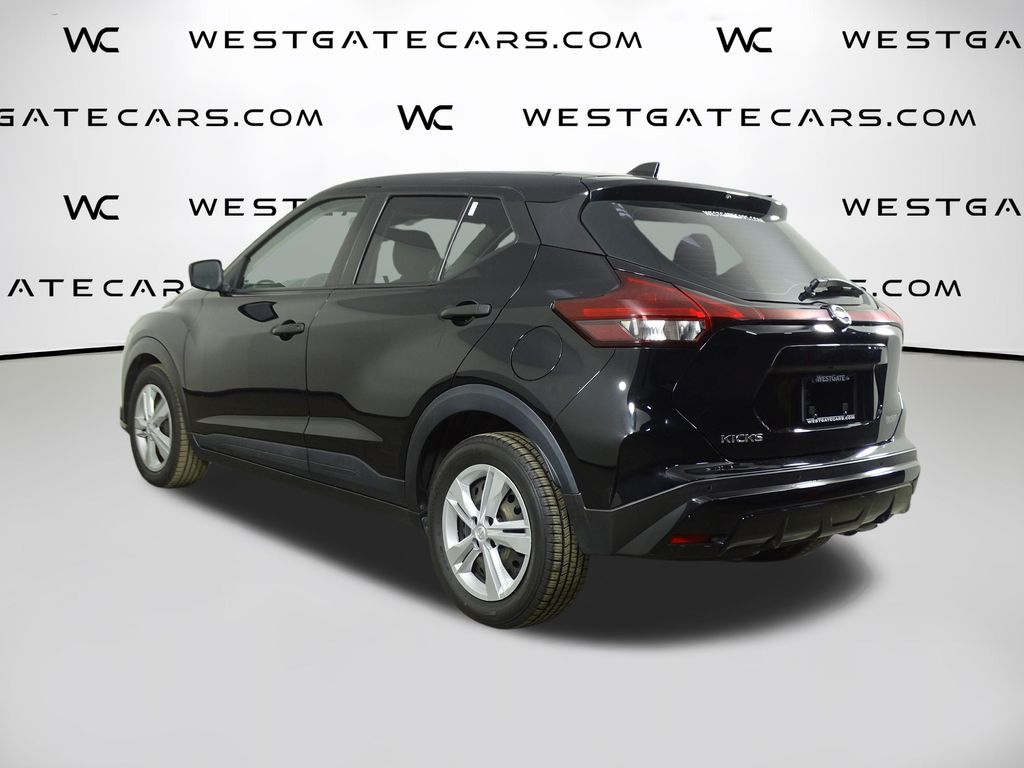 2021 Nissan Kicks S photo 3