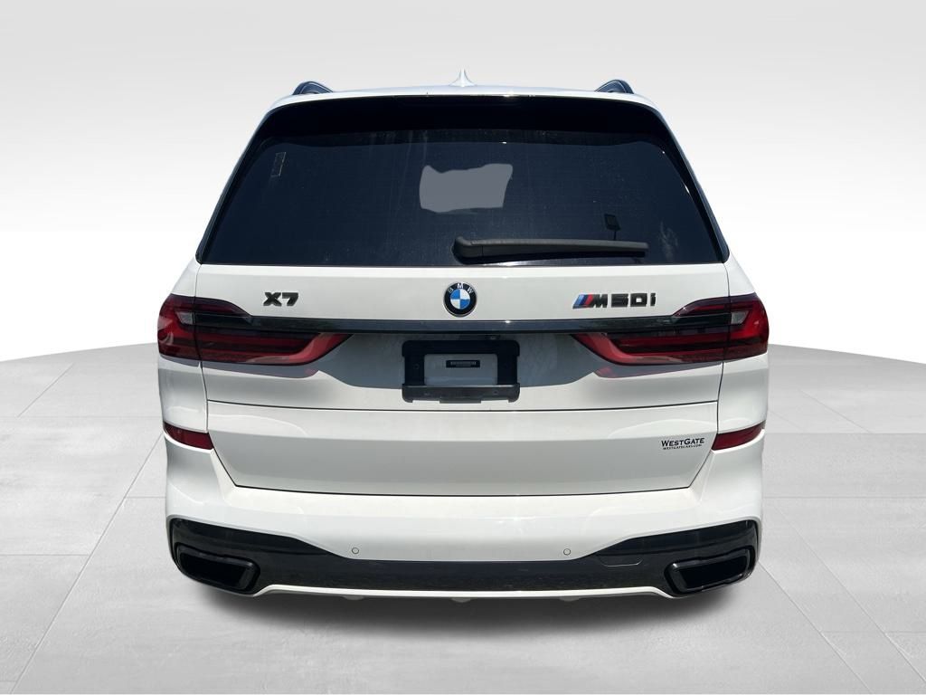 2021 Bmw X7 M50i photo 4