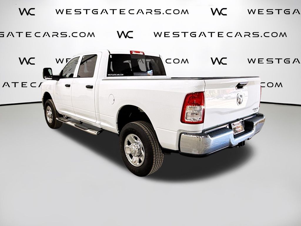 2024 Ram 2500 Tradesman photo 4
