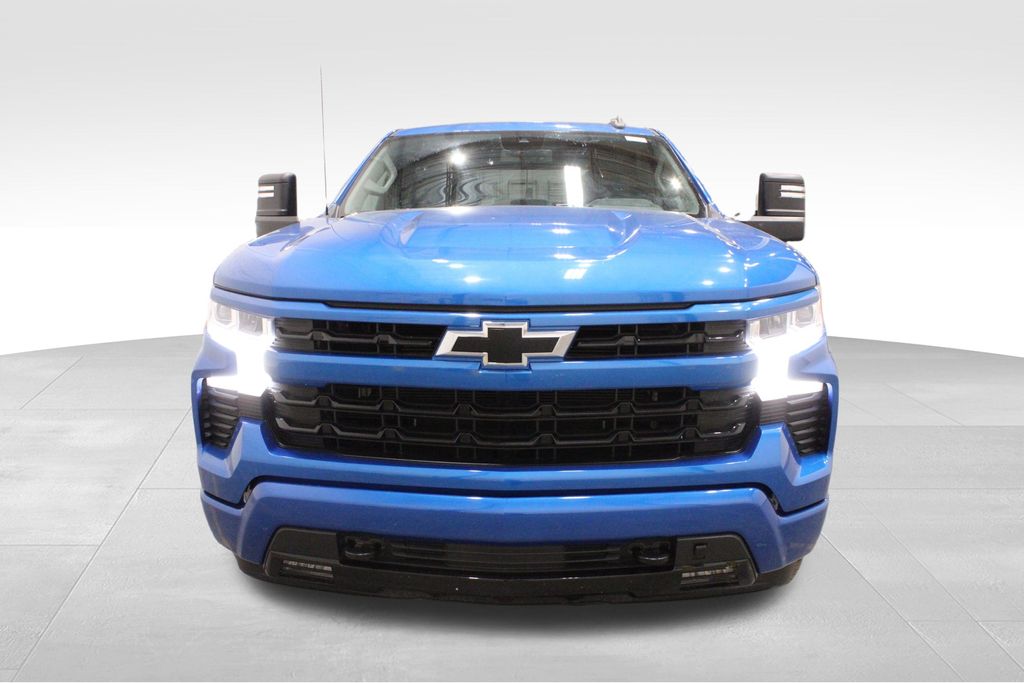 2022 Chevrolet Silverado 1500 RST photo 2