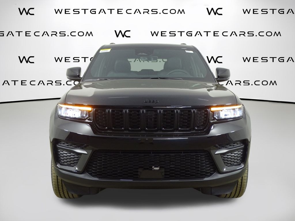 New 2025 Jeep Grand Cherokee ALTITUDE 4X2 Sport Utility