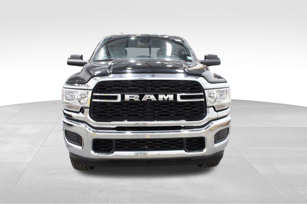 2022 Ram 2500 Tradesman photo 2