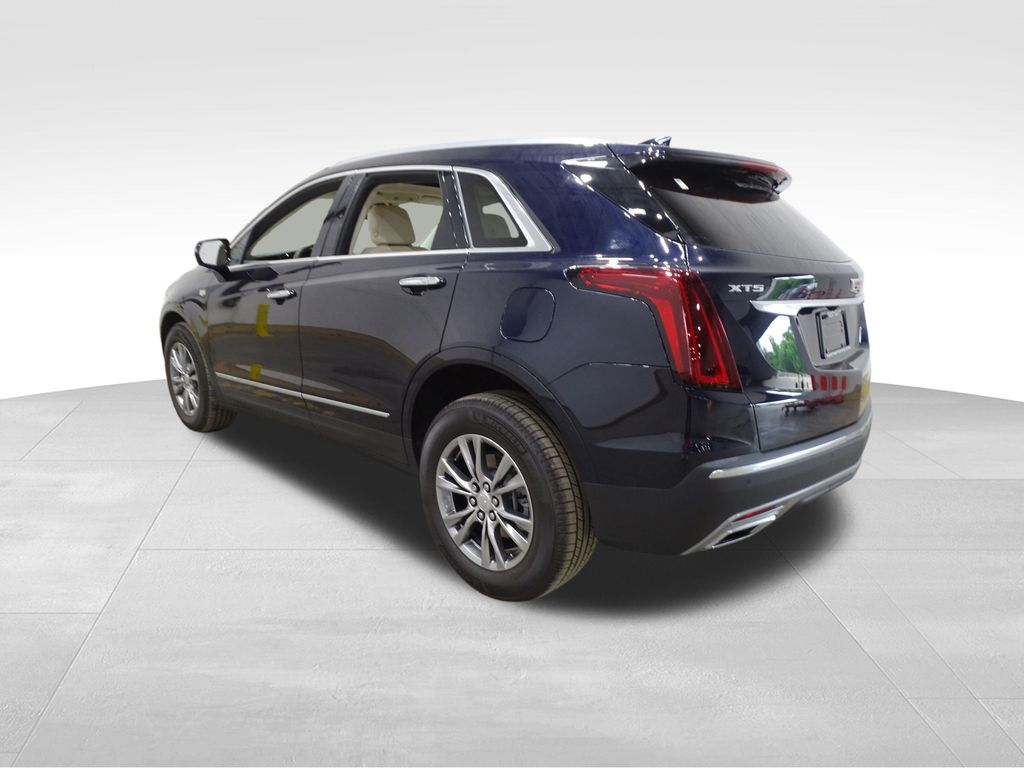 2021 Cadillac XT5 Premium Luxury photo 3