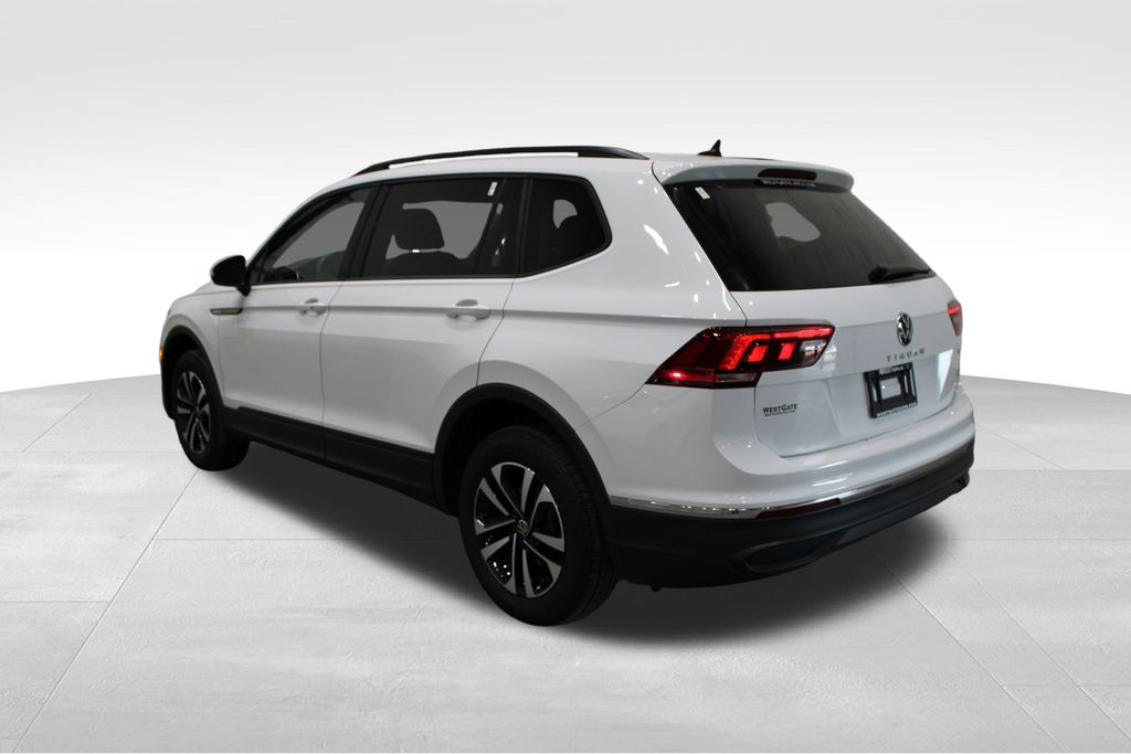 2022 Volkswagen Tiguan S photo 3