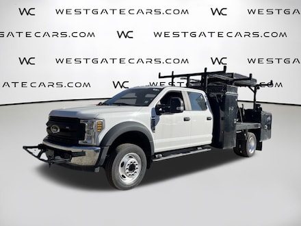 2018 Ford F-550 Chassis XL Truck Crew Cab RWD