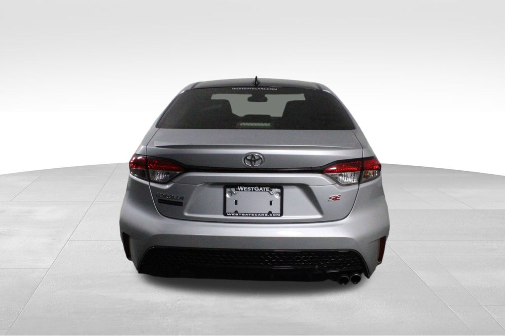 2020 Toyota Corolla SE photo 4
