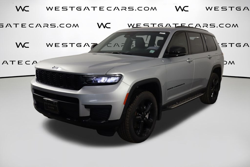 Used 2023 Jeep Grand Cherokee Altitude SUV