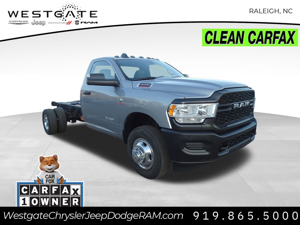 2022 RAM Ram 3500 Chassis Cab Tradesman's photo