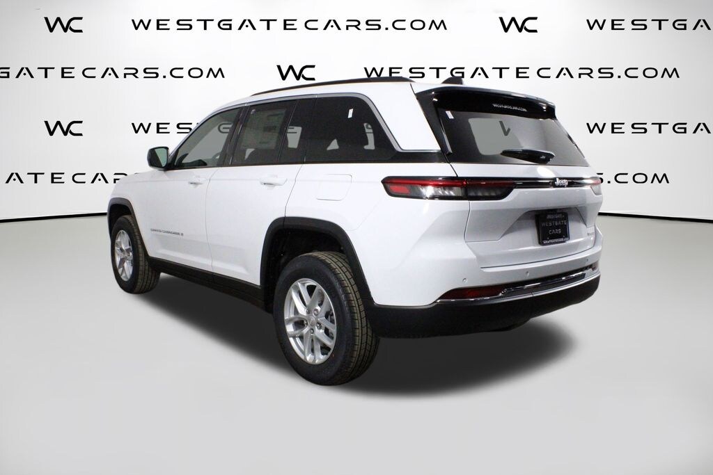 New 2025 Jeep Grand Cherokee LAREDO X 4X2 Sport Utility