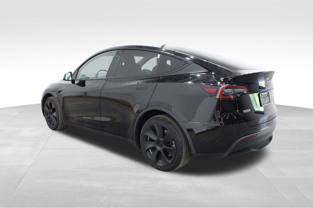 2022 Tesla Model Y Long Range photo 3