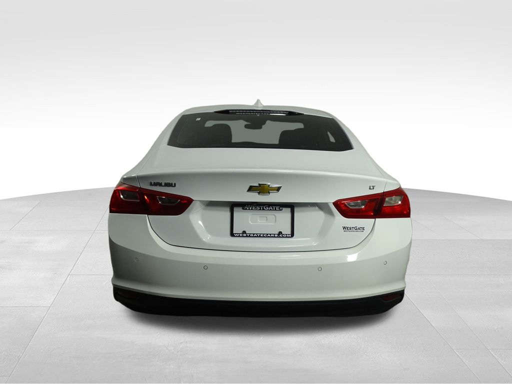 2023 Chevrolet Malibu 1LT photo 4