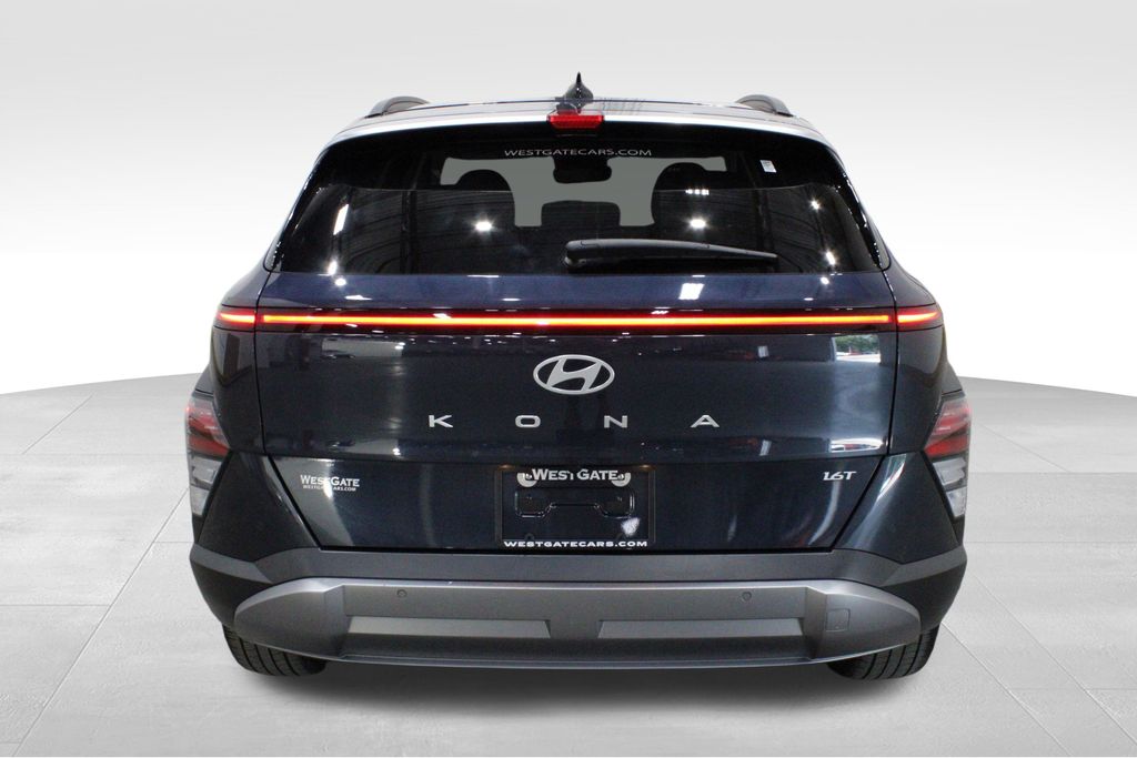 2024 Hyundai Kona Limited photo 4