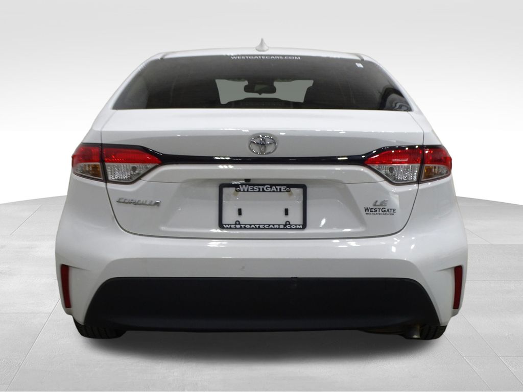 2023 Toyota Corolla LE photo 4
