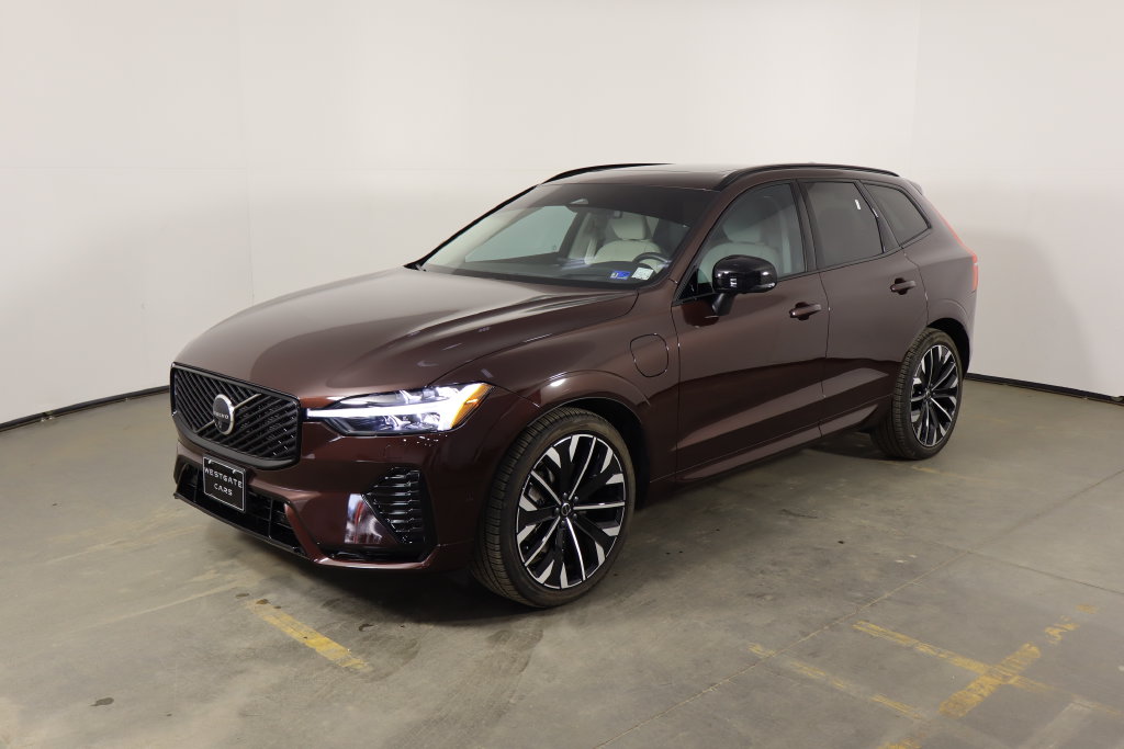  Volvo XC60 plug-in hybrid