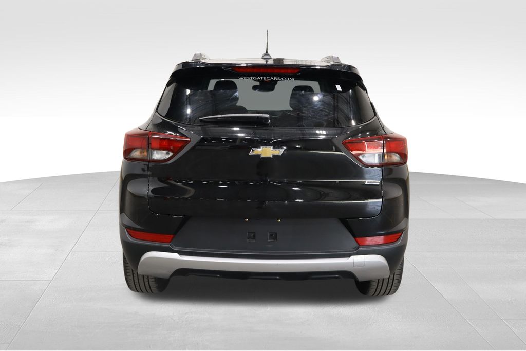 2023 Chevrolet Trailblazer LT photo 4