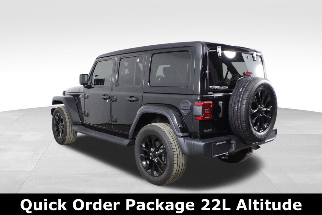 2021 Jeep Wrangler Unlimited Sahara Altitude photo 3