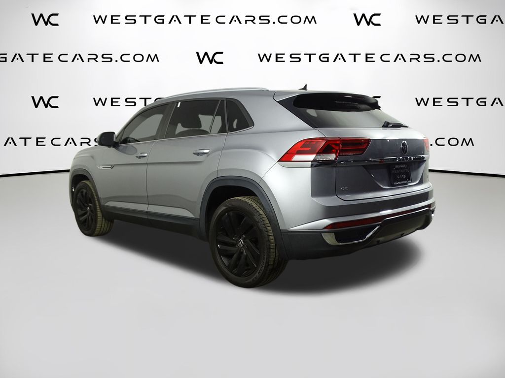 2021 Volkswagen Atlas Cross Sport SE Technology photo 2